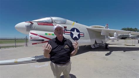 Aircraft displays at the Fort Worth Air Show