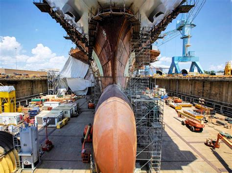 Gerald R. Ford-class construction