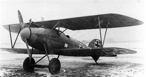 German WW1 planes in flight