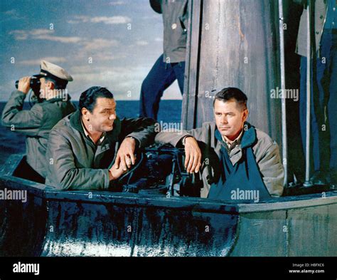 Glenn Ford and Ernest Borgnine in Torpedo Run (1958)