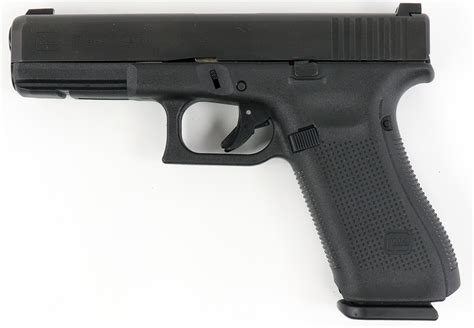 Glock 17 pistol