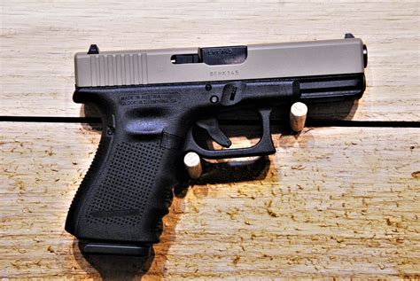 Glock 19 Gen 4 gallery image 6