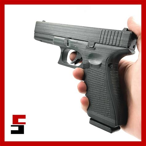 Glock 19 practice for self-defense