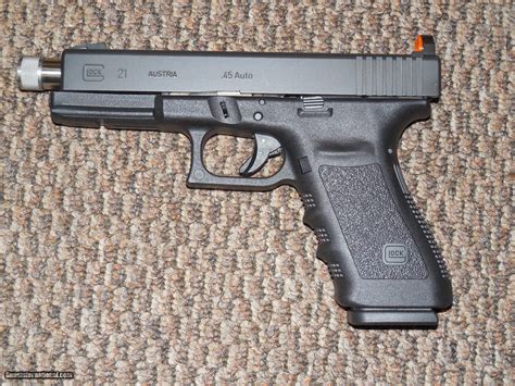 Glock 21sf in action