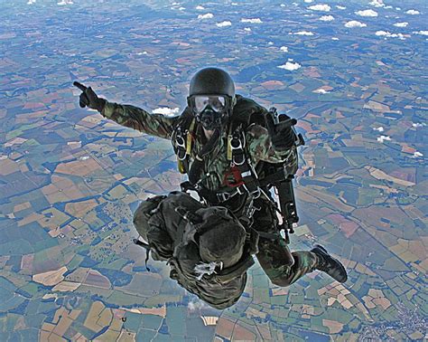 HALO Parachutes Specialized Gear