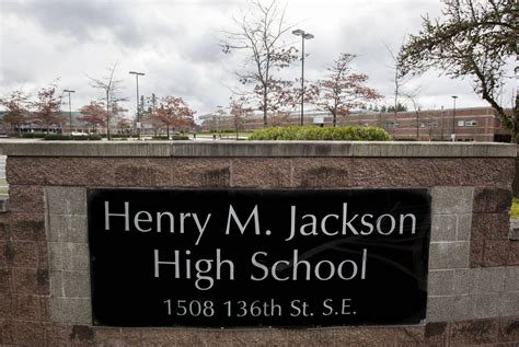 Henry M Jackson High School Academics