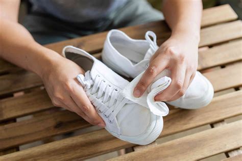 How to clean the Adidas Spezial Navy Gum