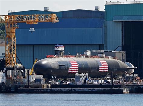 Iowa Submarine Image 1