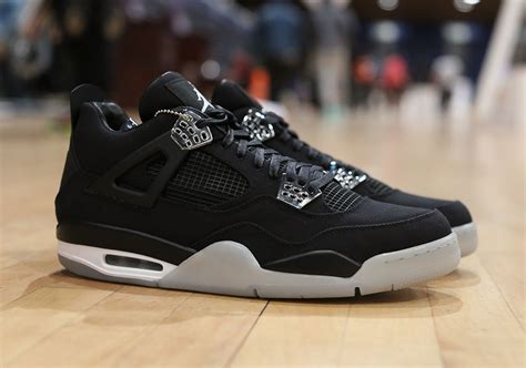 Jordan 4 Eminem Sneaker