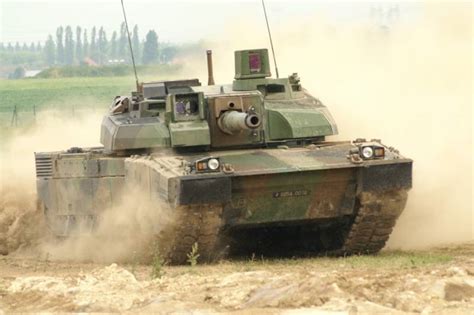 Leclerc tank in operation