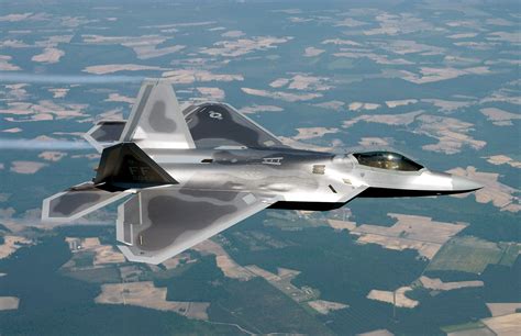 Lockheed Martin F-22 in flight