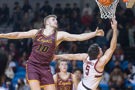 Loyola Chicago Basketball Game