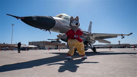 Crowd watching the Luke Air Force Base Air Show