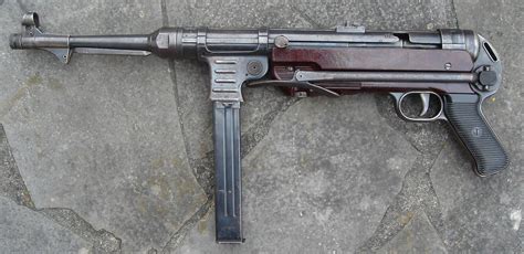 MP 40