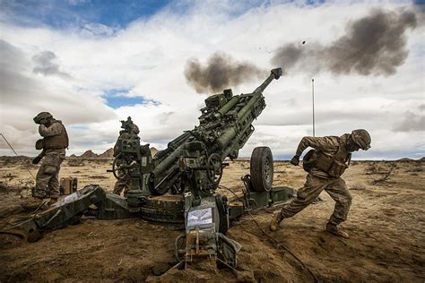 US Marine Corps M777 Howitzer