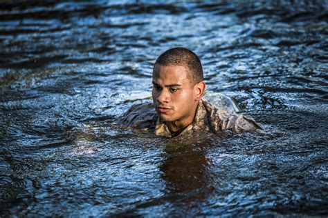 Marine Corps Teamwork and Camaraderie