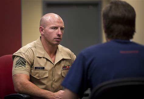 Marine Recruiter Image 3