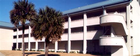 Mayport Navy Lodge Laundry Facilities