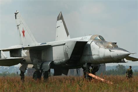 MiG-25 Foxbat Avionics