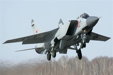 MiG-25 Operational Experience