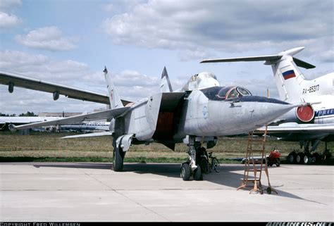 MiG-25U in flight