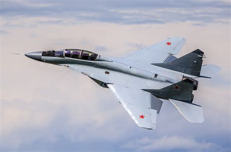 Mikoyan MiG-35 Fulcrum Landing