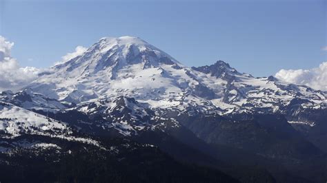 Mount Rainier Crash