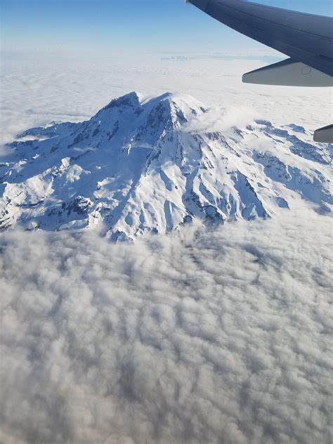 Mount Rainier Flight Path