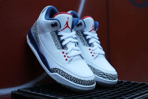 Navy Blue And White Jordans Sneakers 3