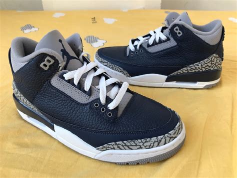 Navy Blue Jordan 3 Sneakers Image 3