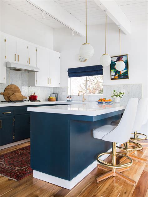 Navy Blue Kitchen Design