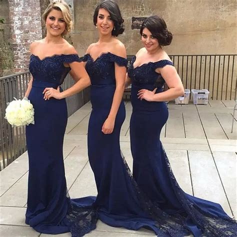 Navy Blue Maid Of Honour Dresses For Winter Weddings