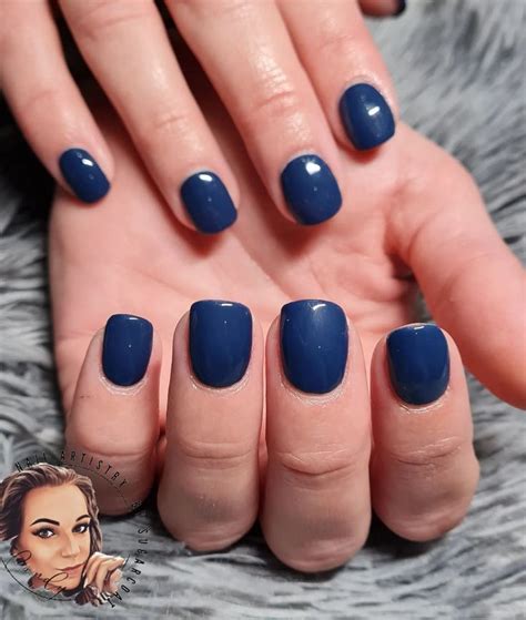 Navy Blue Nails Trends