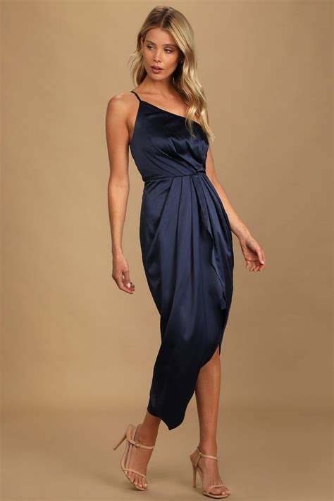 Navy Cocktail Dress Style