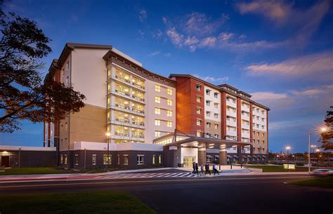 Navy Gateway Inn and Suites Benefits