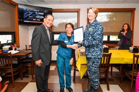 Navy Gateway Inn and Suites Customer Service