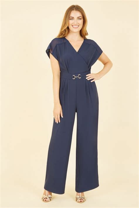 Navy Jumpsuit Tips