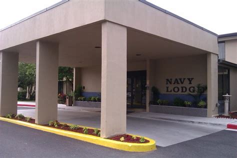 Navy Lodge New York Location and Accessibility