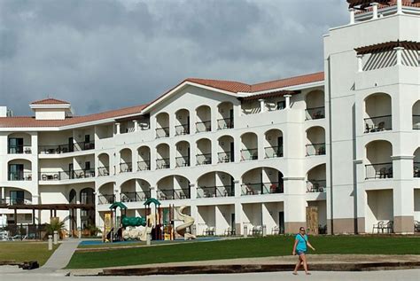 Navy Lodge North Island Exterior