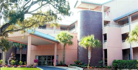 Rooms at Navy Lodge Pensacola