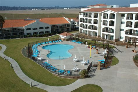 Pool at North Island Navy Lodge