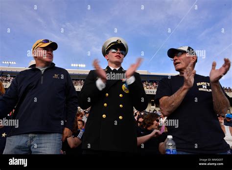 Navy Midshipmen Fans