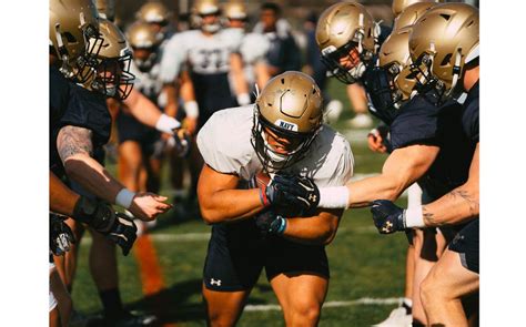 Navy Midshipmen offense in action