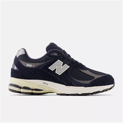 Navy New Balance Support