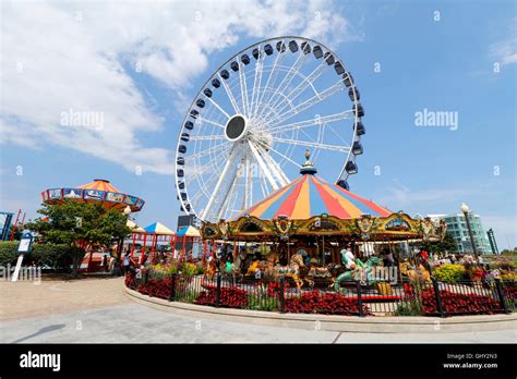 Navy Pier Ferris Wheel with Romantic Dinner