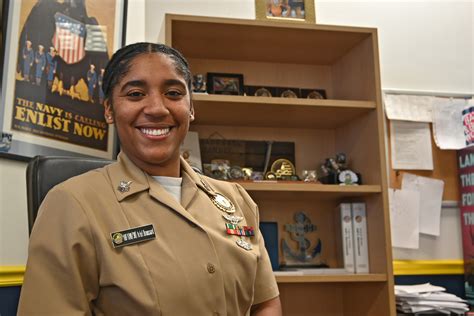 Navy Recruits Succeeding