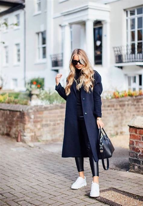 Navy Trench Coat Fashion Tips