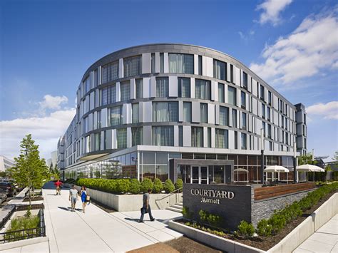 Navy Yard Courtyard Architecture