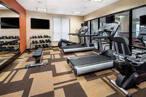 Navy Yard Courtyard Marriott Dc Hotel Fitness Center