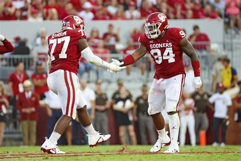 Oklahoma Sooners defense in action